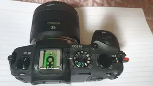 Canon EOS RP Mirrorless Camera With RF 35mm Lens