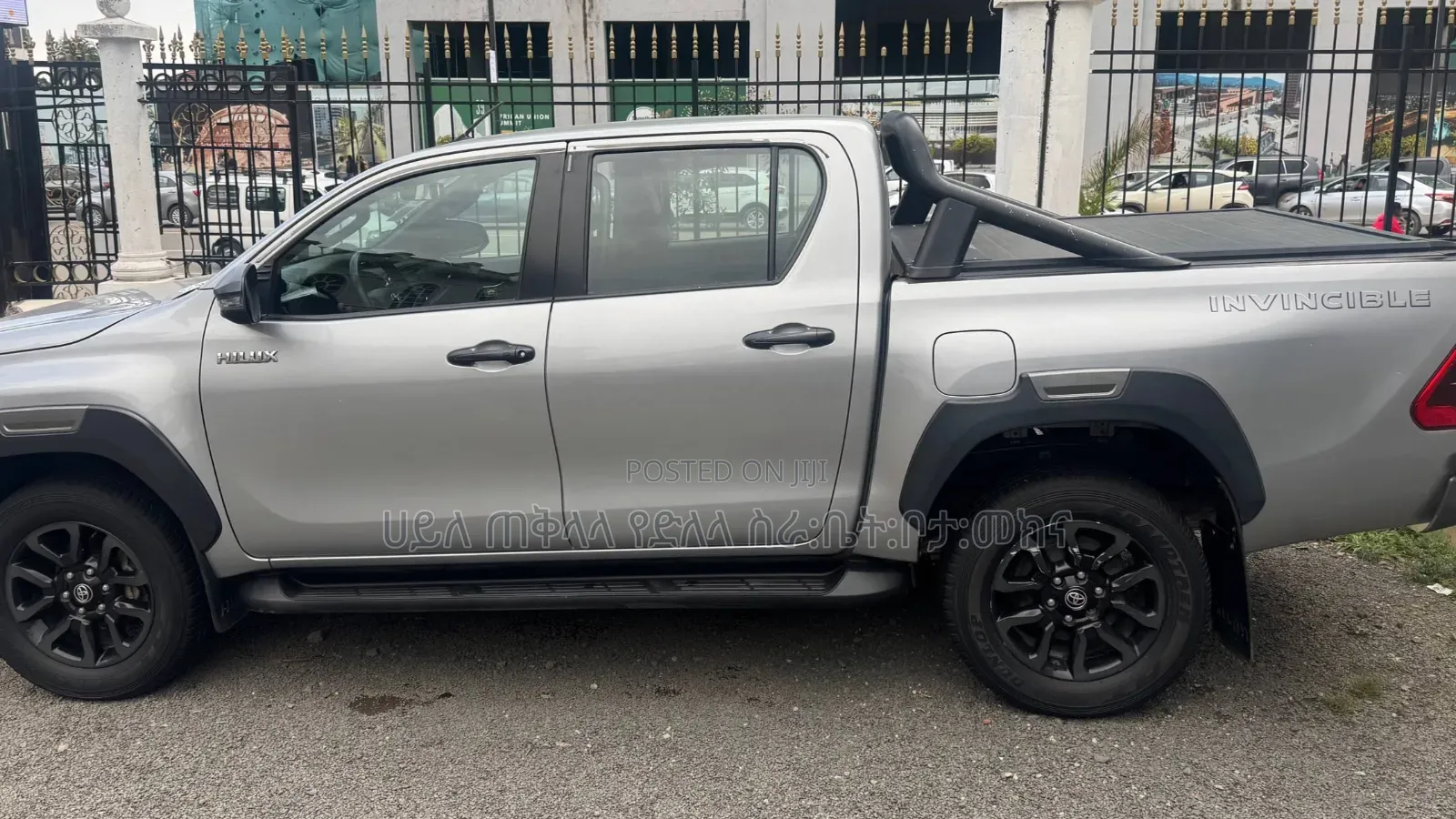 Toyota Hilux 2022 Silver