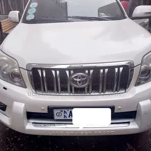 Toyota Land Cruiser Prado 2010 White