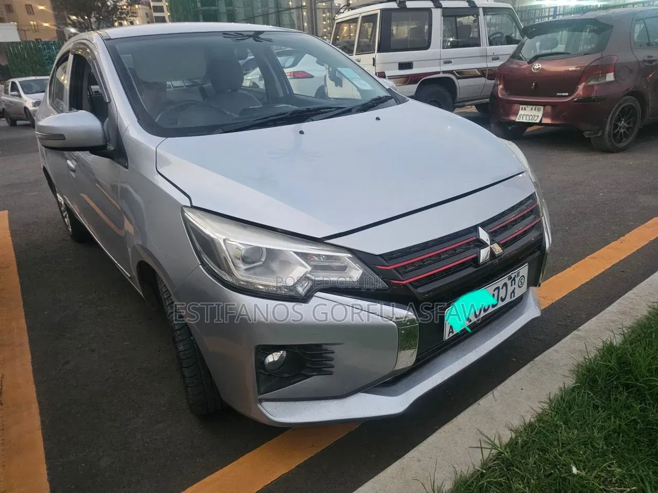 Mitsubishi Attrage 2022 Silver