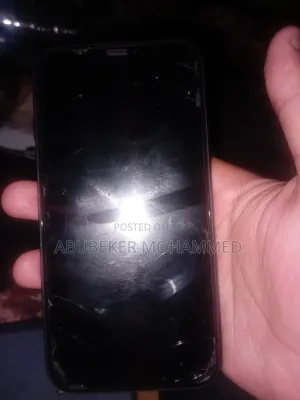 Apple iPhone 11 64 GB Black