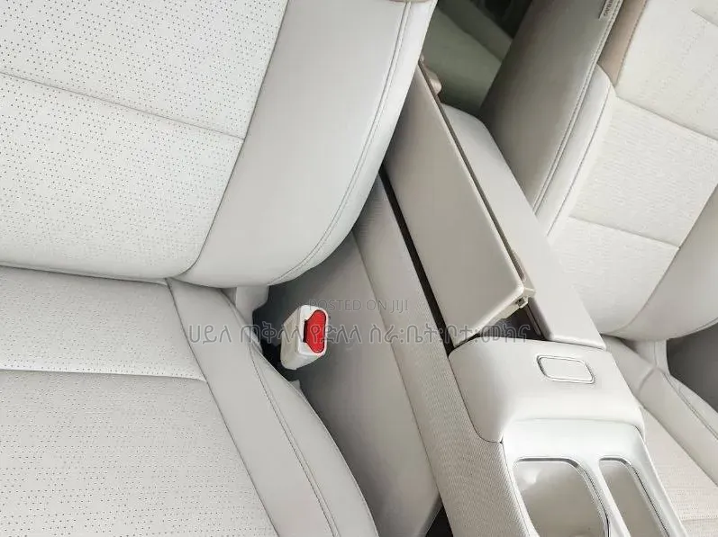 Toyota bZ3 2025 Gray
