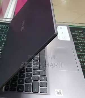 New Laptop Asus VivoBook 15 X505BA 8GB Intel Core i3 SSD 256GB