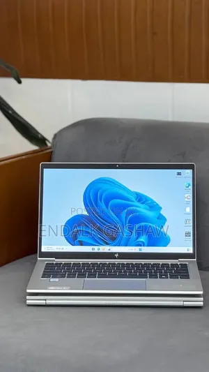 New Laptop HP EliteBook 830 G8 16GB Intel Core i7 SSD 512GB