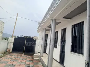 Furnished 4bdrm House in ሚዛን-ሹፉኔ, Oromia-Finfinne for sale