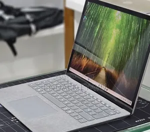 New Laptop Microsoft Surface Laptop 3 16GB Intel Core i7 SSD 512GB