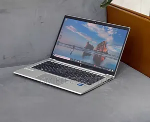 New Laptop HP EliteBook 830 G8 8GB Intel Core i5 SSD 512GB