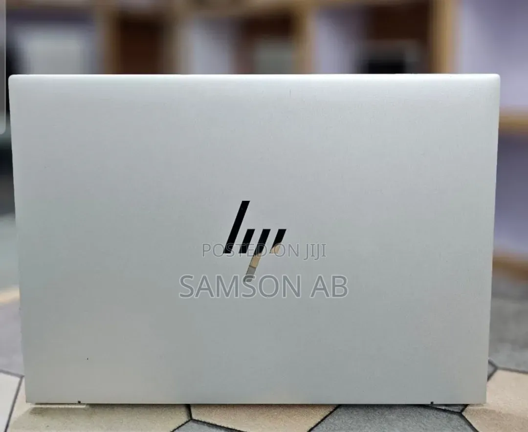 New Laptop HP EliteBook 830 G9 16GB Intel Core i5 SSD 512GB