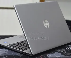 New Laptop HP 8GB Intel Core i5 SSD 512GB