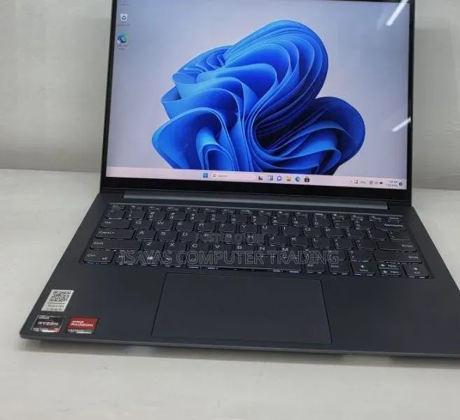 New Laptop Lenovo ThinkPad Yoga 16GB AMD Ryzen 7 SSD 512GB
