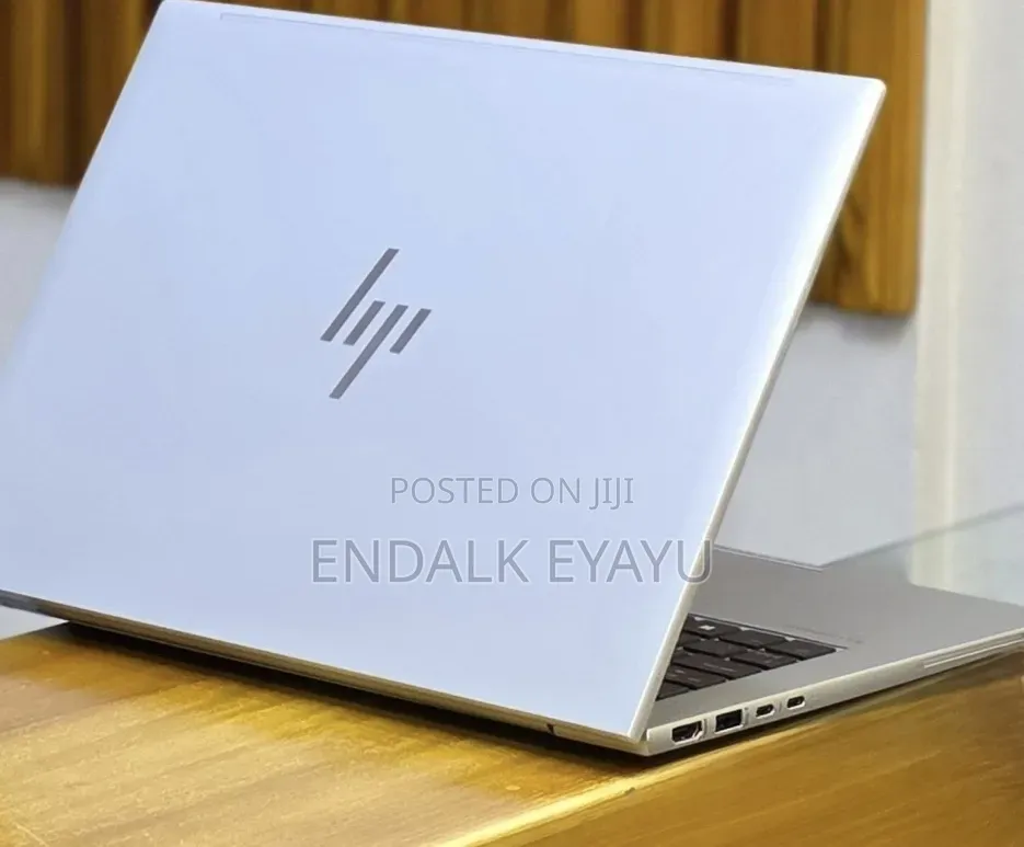New Laptop HP EliteBook 840 G9 16GB Intel Core i7 SSD 512GB