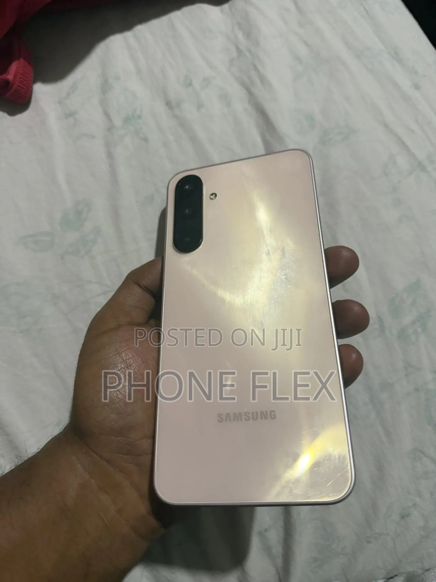 New Samsung Galaxy M16 128 GB Gold