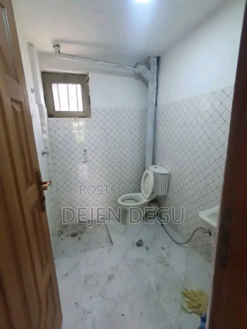 2bdrm Condo in Yeka for sale