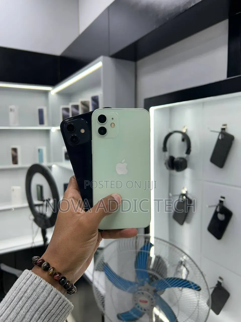 New Apple iPhone 12 64 GB