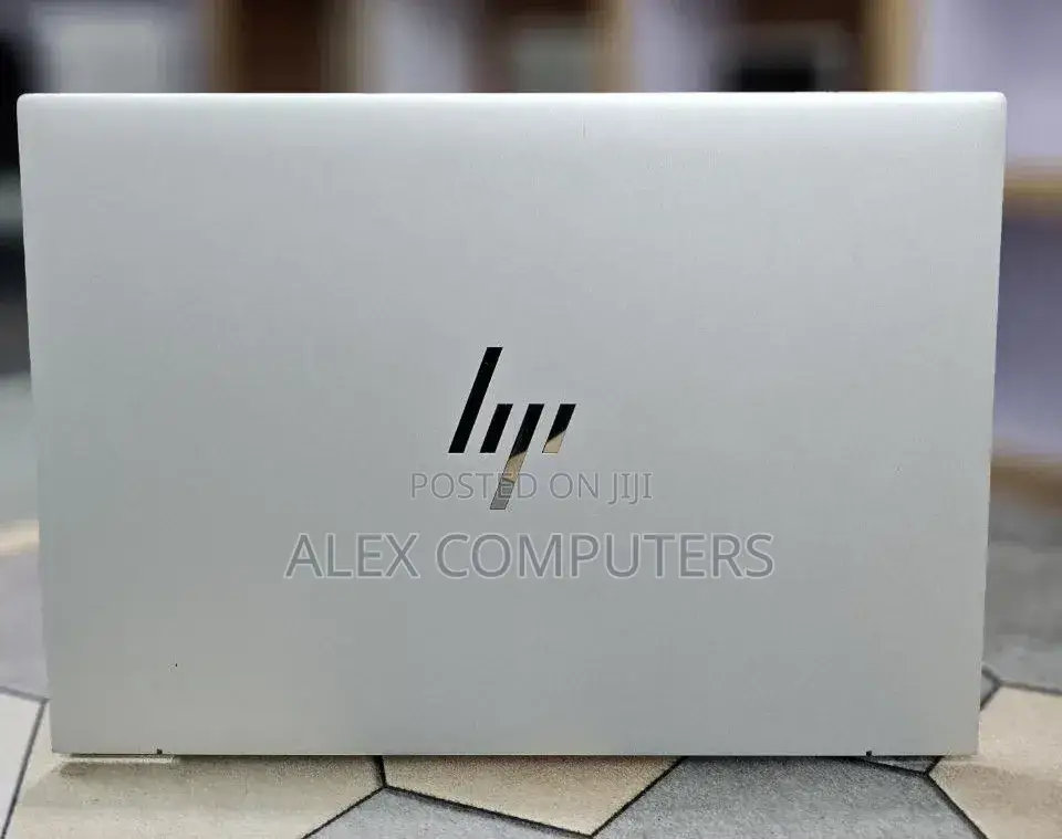 New Laptop HP EliteBook 830 G9 16GB Intel Core i5 SSD 512GB