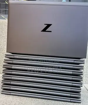 New Laptop HP ZBook Firefly G8 16GB Intel Core i7 SSD 512GB