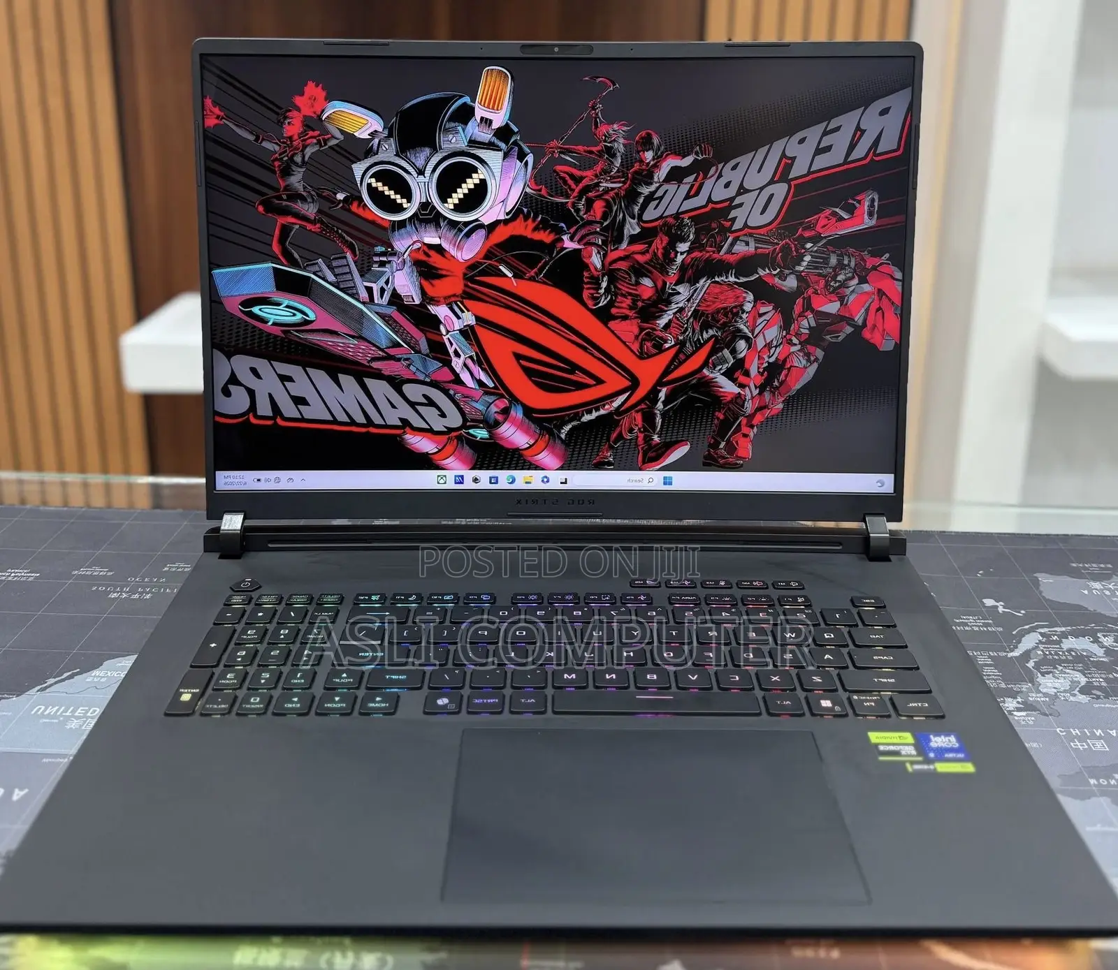 New Laptop Asus ROG Strix G16 G614 32GB Intel Core Ultra 9 SSD 2T