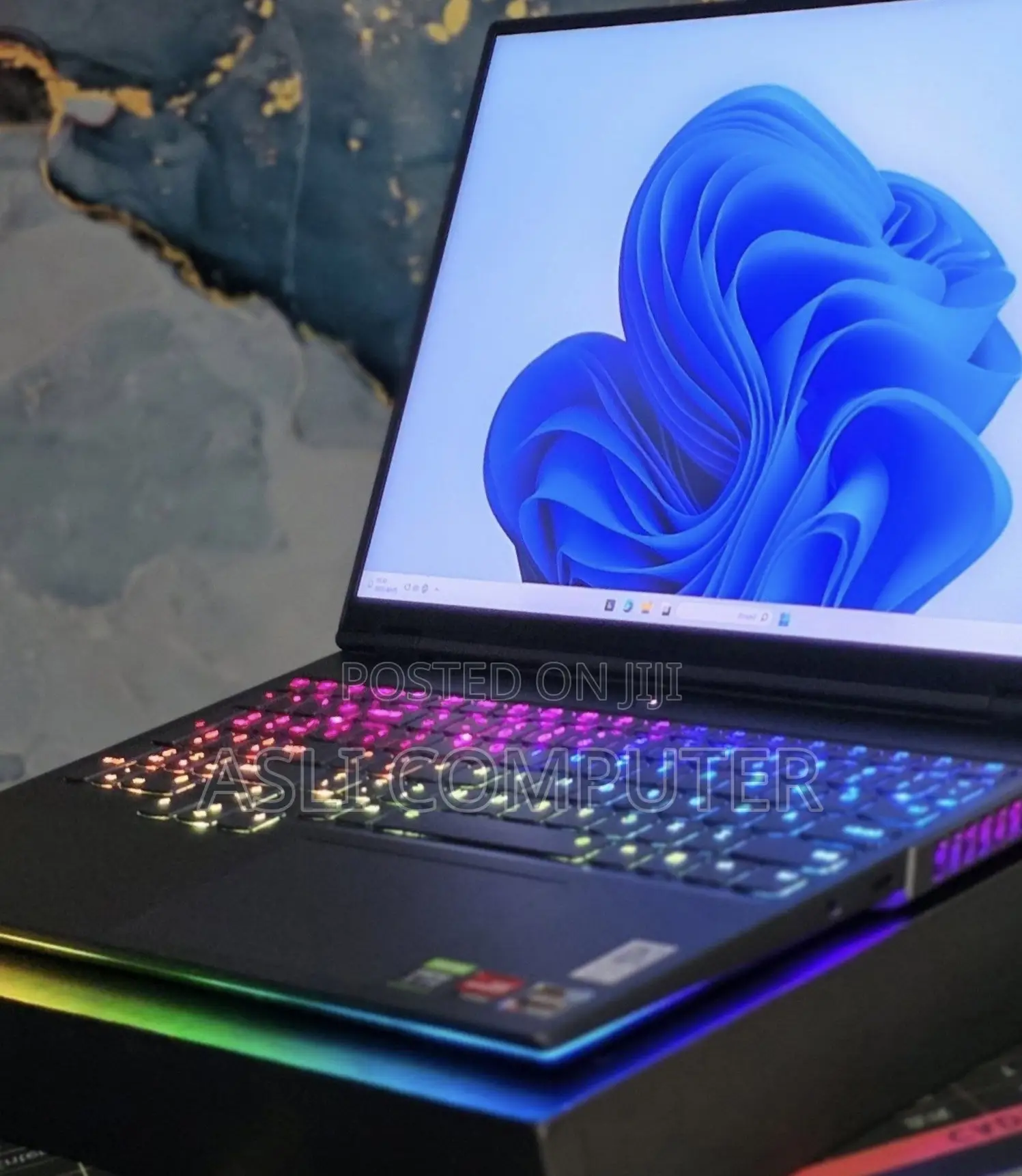New Laptop Lenovo Legion 5 32GB AMD Ryzen 9 SSD 1T
