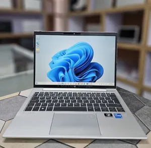 New Laptop HP EliteBook 830 G9 16GB Intel Core i5 SSD 512GB