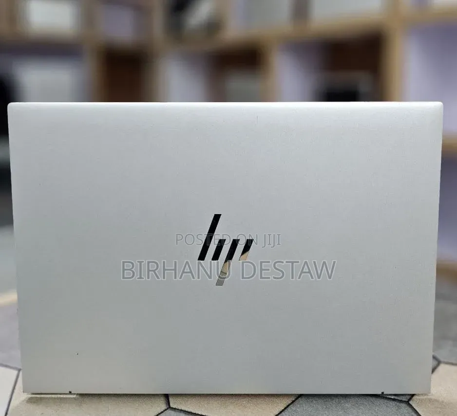 New Laptop HP EliteBook 830 G9 16GB Intel Core i5 SSD 512GB