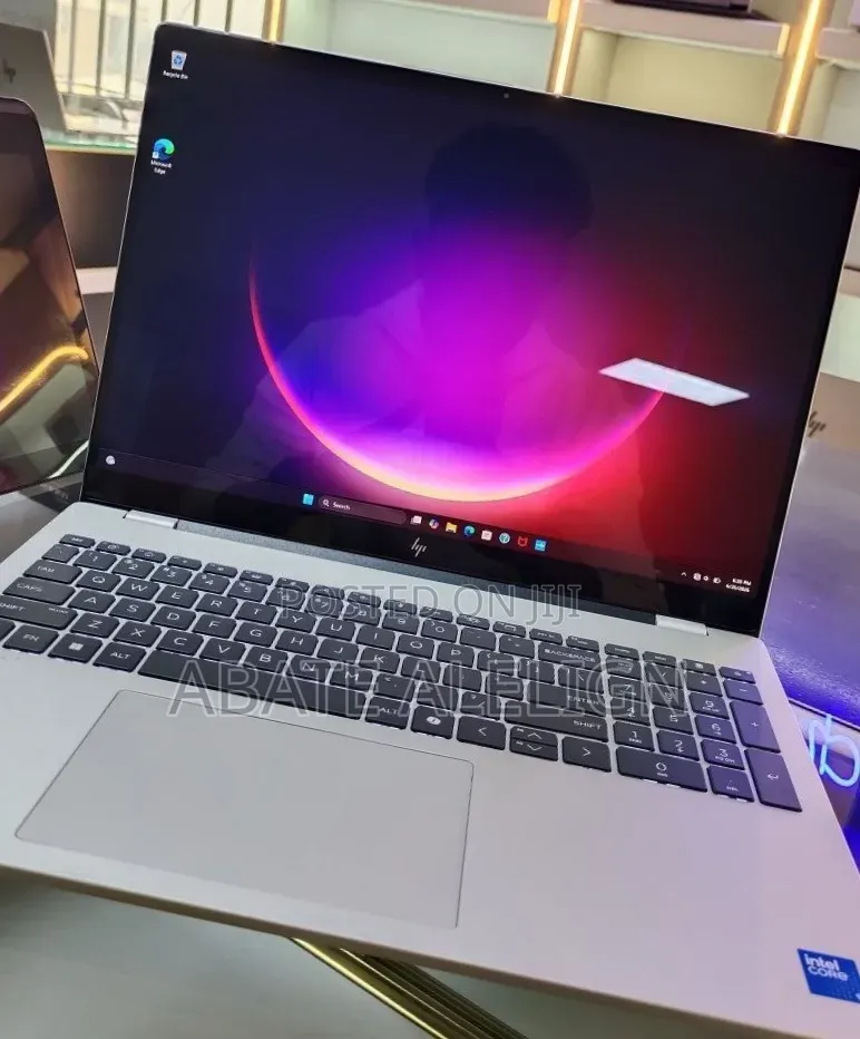 New Laptop HP OmniBook 7 16" 16GB Intel Core i9 SSD 1T