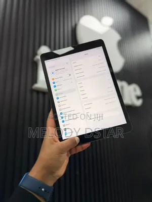Apple iPad Air 128 GB Silver