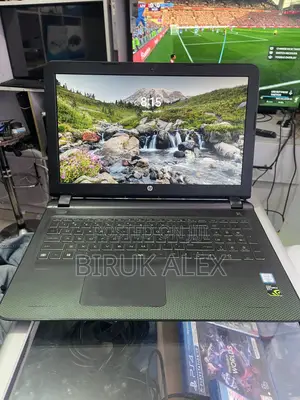 Laptop HP Pavilion 15 8GB Intel Core i7 HDD+SSD 500GB