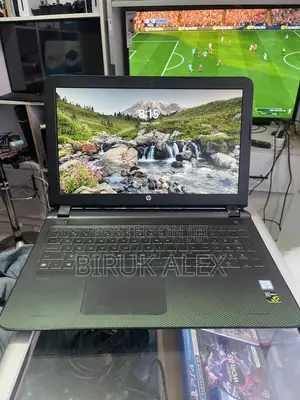 Laptop HP Pavilion 15 8GB Intel Core i7 HDD+SSD 500GB