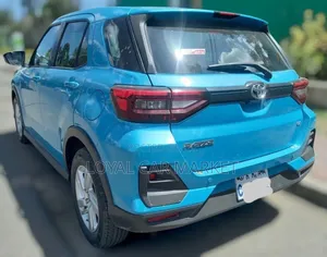 Toyota Raize 2022 Blue