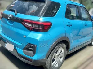 Toyota Raize 2022 Blue