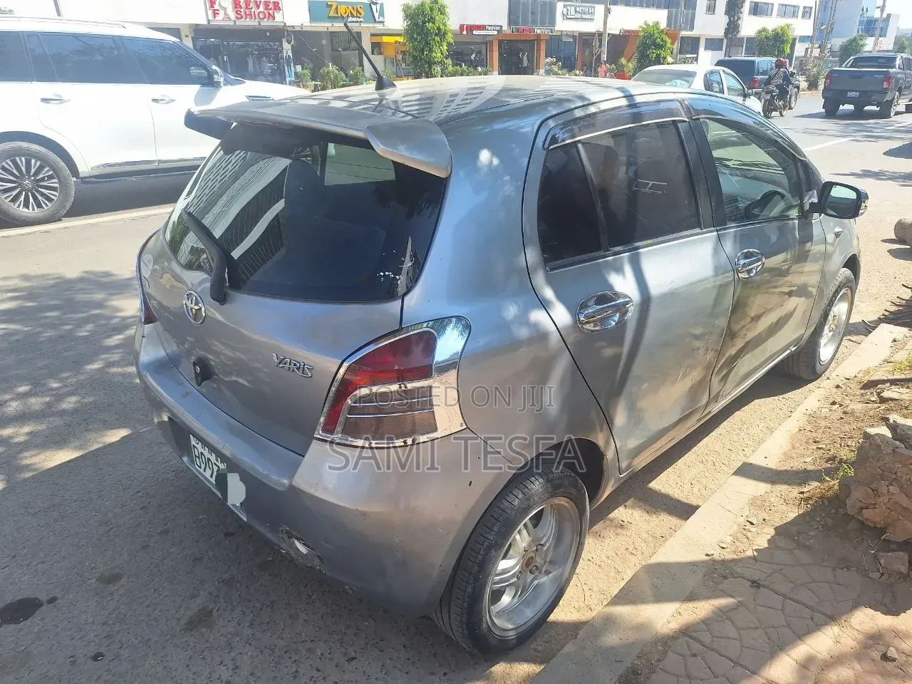 Toyota Vitz 2007 Gray