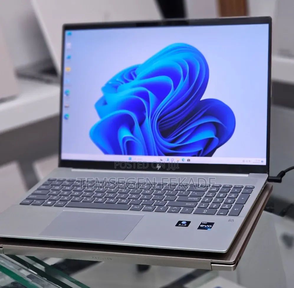 New Laptop HP Pavilion 15 16GB Intel Core i7 SSD 1T