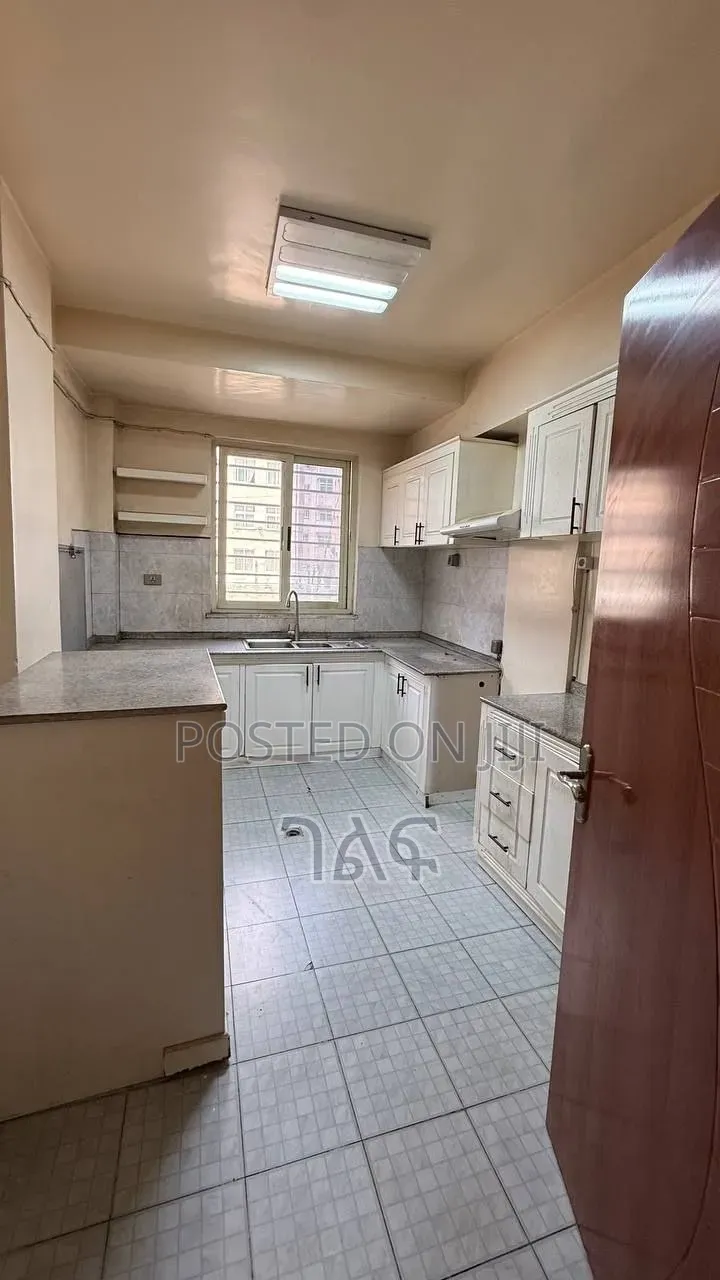3bdrm Apartment in የሚሸጥ አፖርትመንት ✔️ ቦታ, Bole for sale