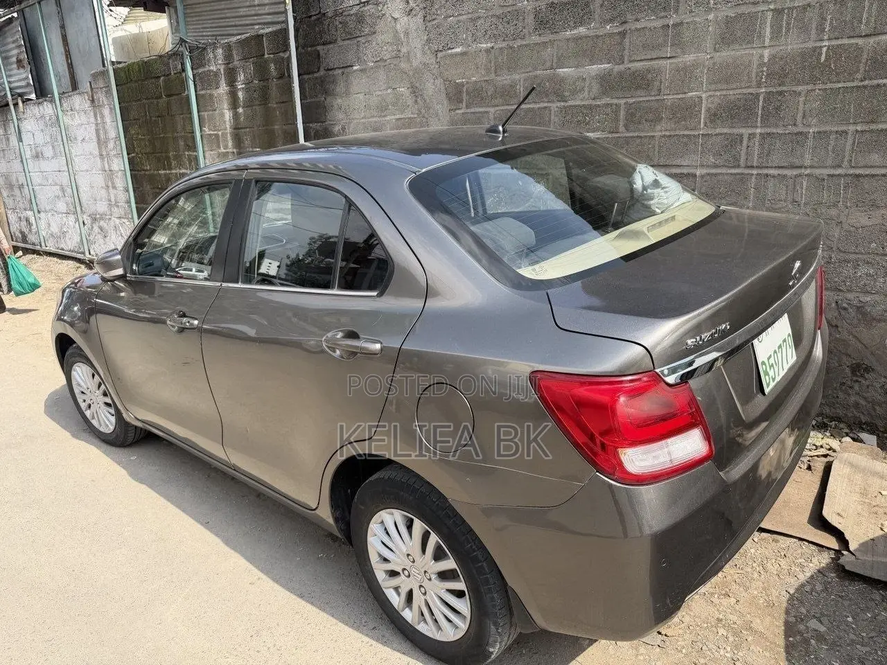 Suzuki Dzire 2022 Brown