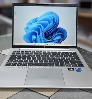 New Laptop HP EliteBook 830 G9 16GB Intel Core i7 SSD 512GB
