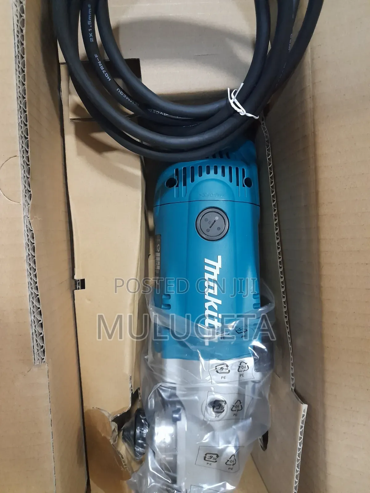 Makita Angle Grainder