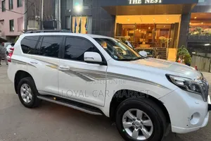 Toyota Land Cruiser Prado 2018 White