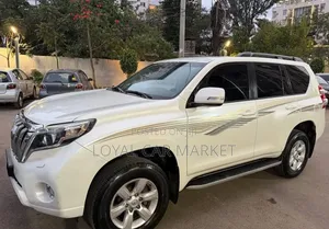 Toyota Land Cruiser Prado 2018 White