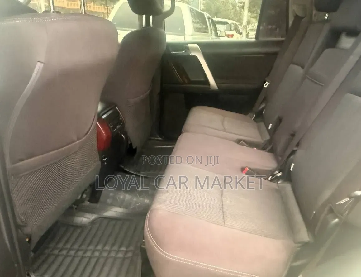 Toyota Land Cruiser Prado 2018 White