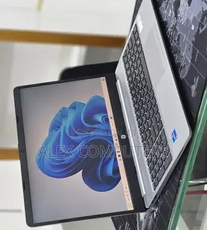 New Laptop HP Stream Notebook 8GB Intel Core i5 SSD 512GB