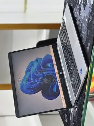 New Laptop HP Stream Notebook 8GB Intel Core i5 SSD 512GB