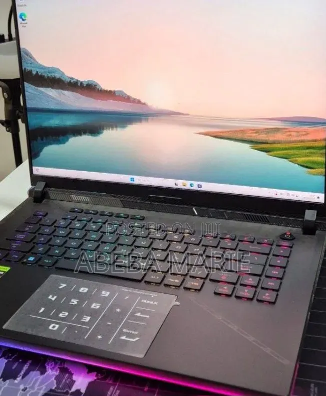 New Laptop Asus ROG Strix G18 32GB Intel Core i9 SSD 2T
