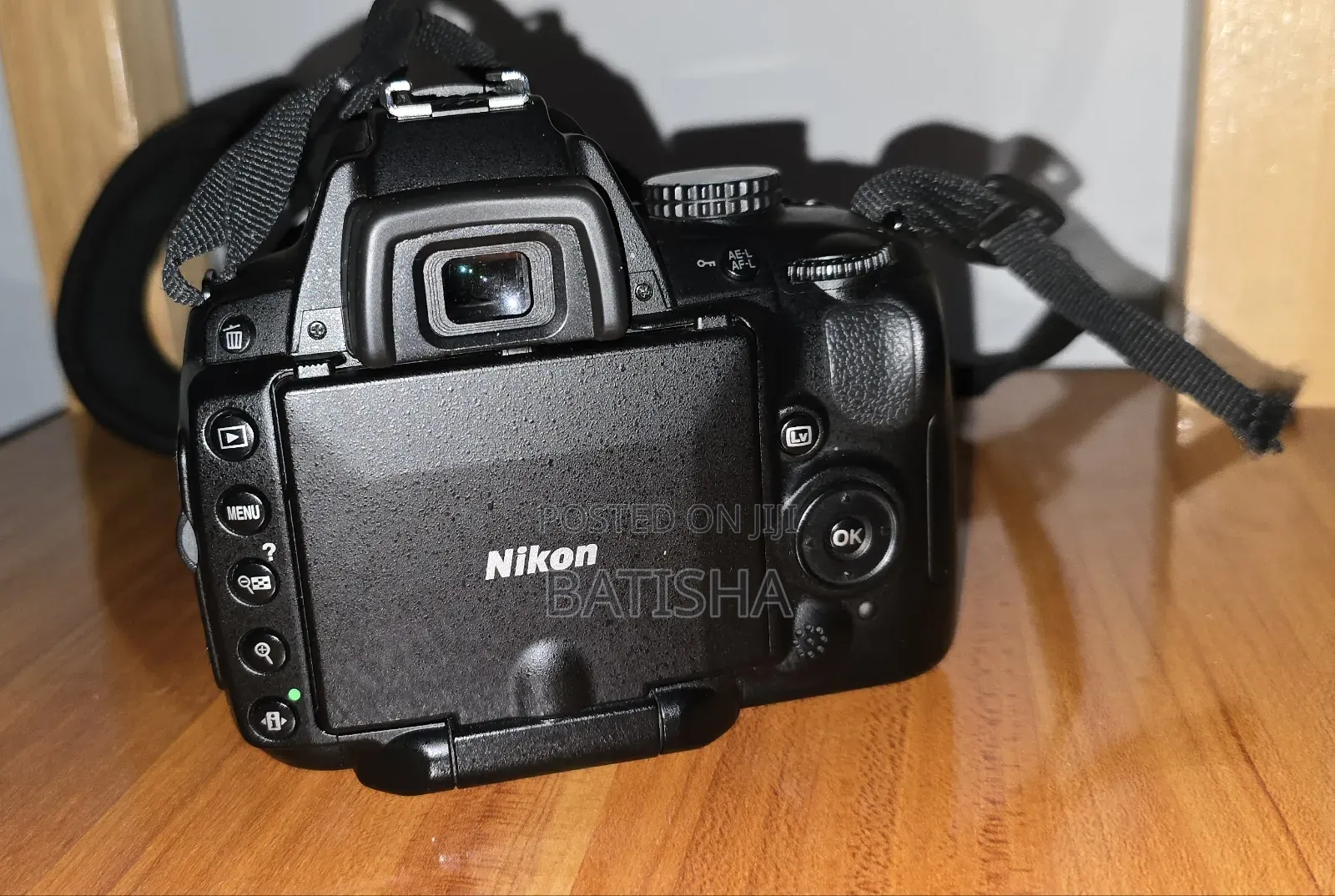 Nikon D5000