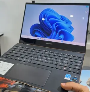 New Laptop Asus Zenbook 14 16GB Intel Core i7 SSD 512GB