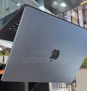 New Laptop Apple MacBook Pro 2024 M4 16GB Apple M4 Pro SSD 512GB