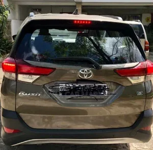 Toyota Rush 2021 Ivory