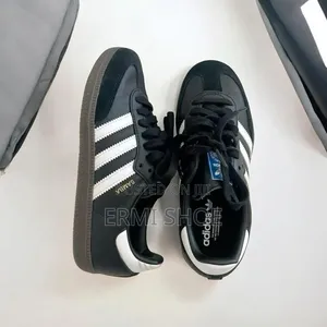 Casual Women's