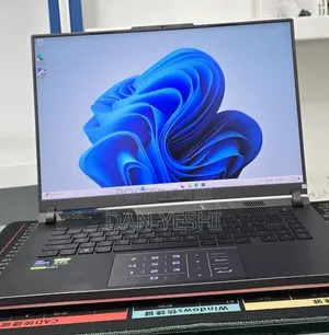 New Laptop Asus ROG Strix G16 G614 16GB Intel Core i9 SSD 1T