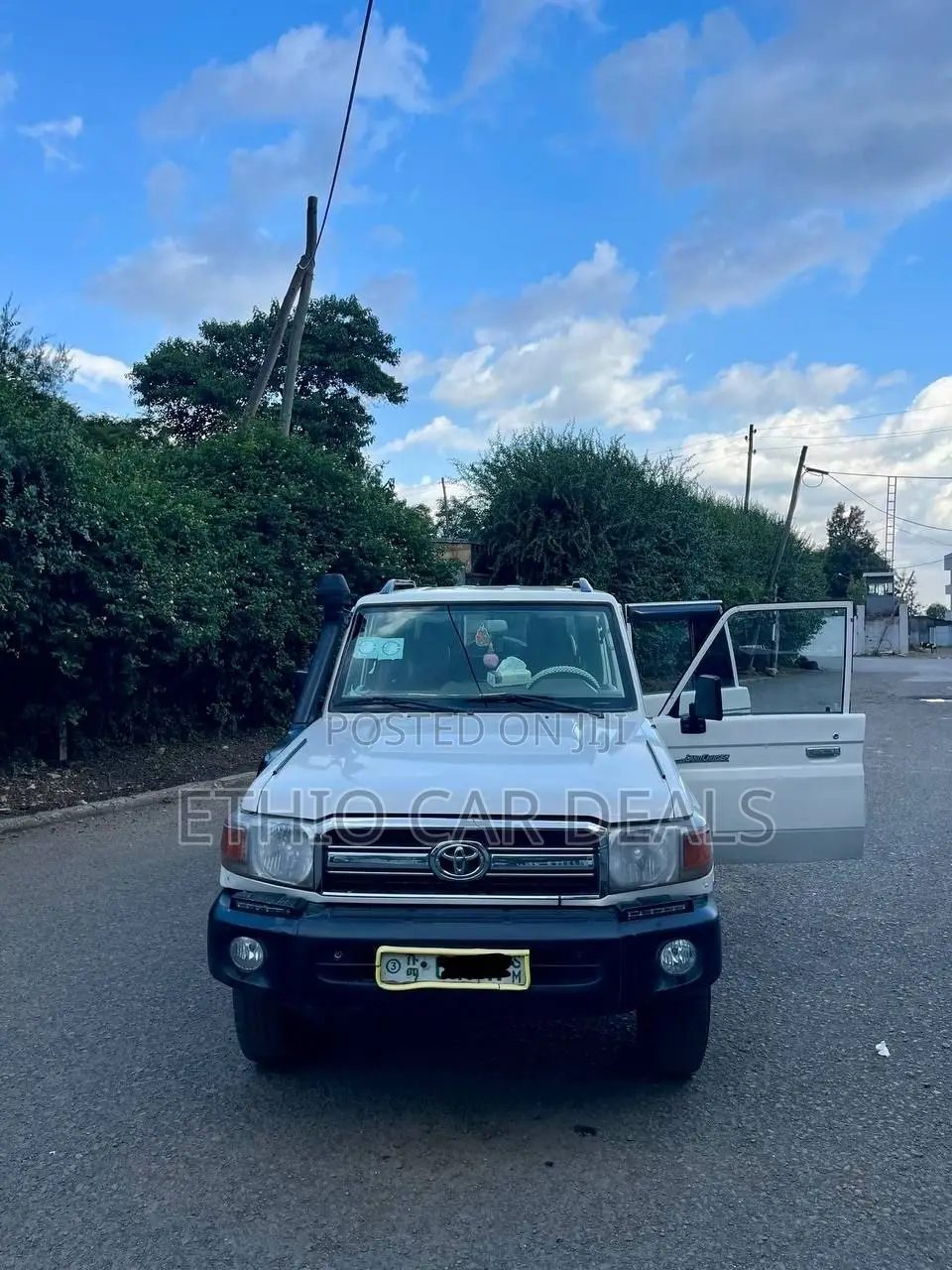 Toyota Land Cruiser 2014 White
