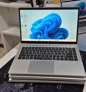 New Laptop HP EliteBook 845 G8 16GB AMD Ryzen 7 SSD 512GB